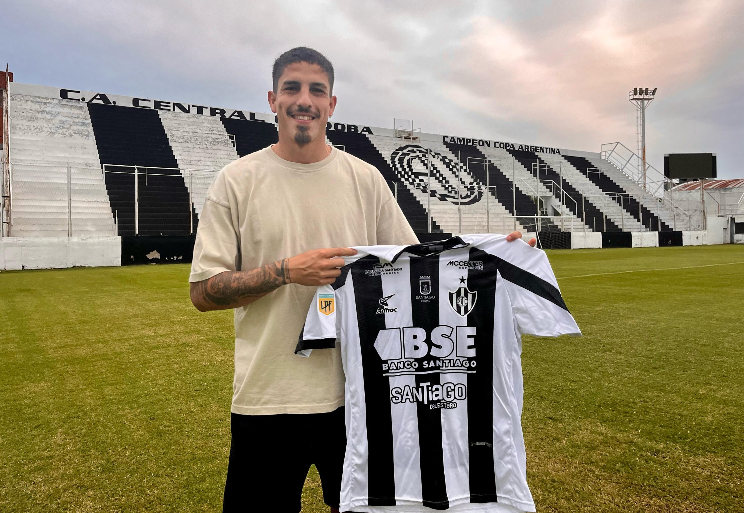 Fúnez se sumó a Central Córdoba