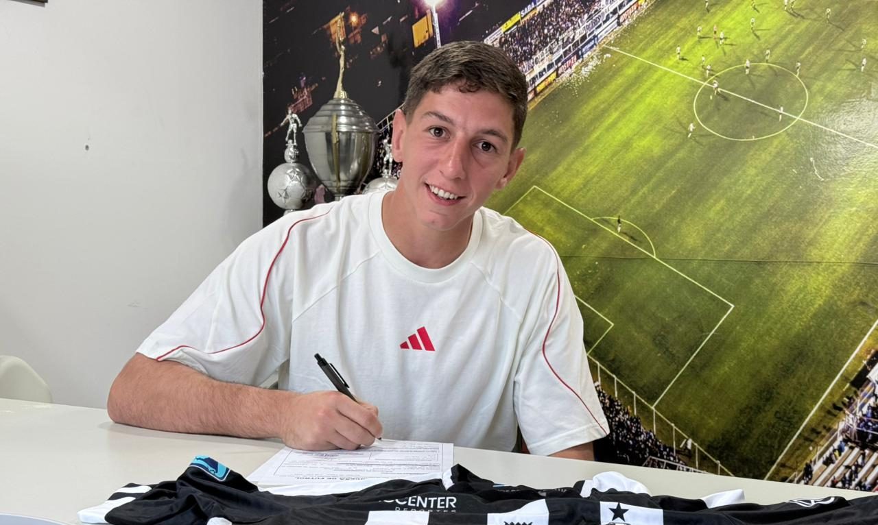 Javier Vallejos extendió su vínculo con Central Córdoba